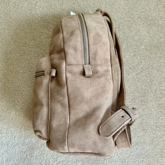 BAGGU Small Leather Backpack in Dune Tan Suede - Picture 6 of 11